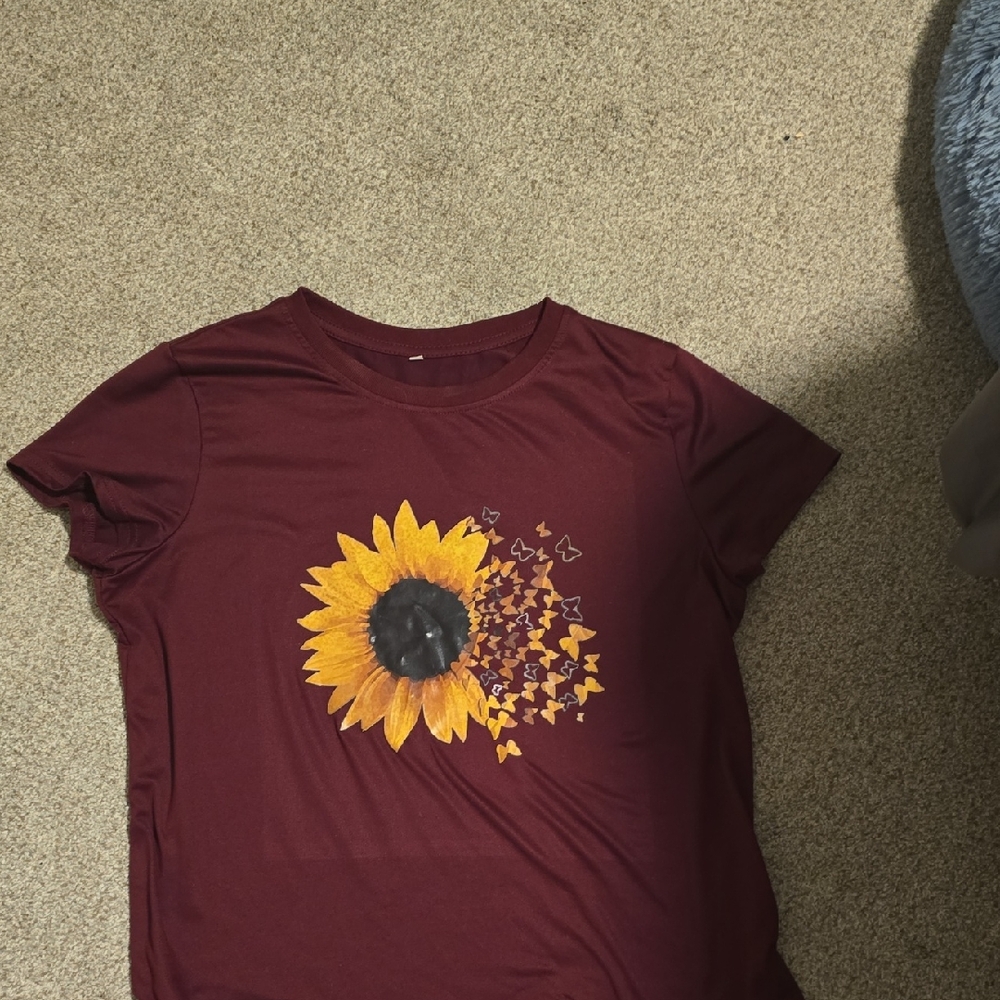 Sunflower Graphic Maroon Women's Top